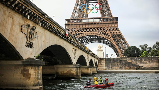 The Seine will be transformed into a catwalk for sport at the opening ceremony on Friday. (Bild: Copyright 2024 The Associated Press. All rights reserved.)