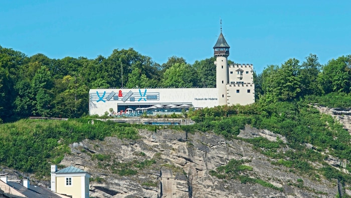 Einen traumhaften Ausblick auf Salzburg gibt es vom Mönchsberg und dem Lokal „M32“.