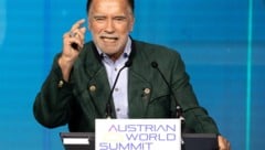 „Be Useful“ lautet das Motto des achten „Austrian World Summits“ (AWS) – so wie das gleichnamige Buch von Gastgeber Arnold Schwarzenegger, aber mit dem Zusatz „Tools for a healthy planet“. (Bild: AFP)