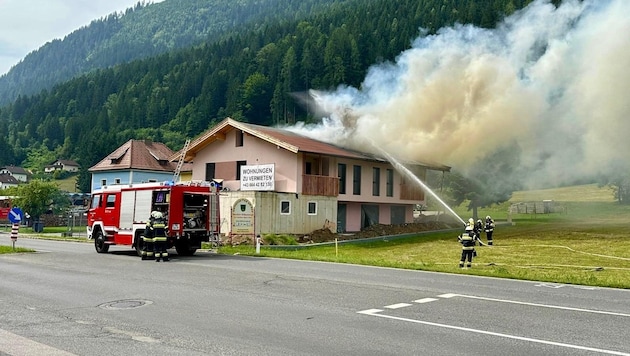 Brandalarm in Feld am See.  (Bild: Ff Radenthein)