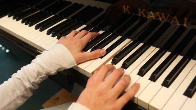 Indecent touching is said to have taken place during piano lessons. (Bild: Jürgen Radspieler)