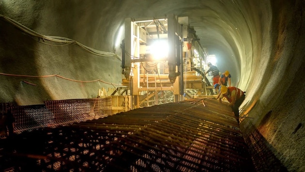 After ten years, the Semmering Tunnel has been excavated. (Bild: ÖBB/Ebner)