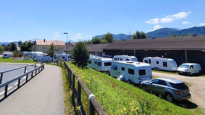 The nomads settled near the traffic circle.