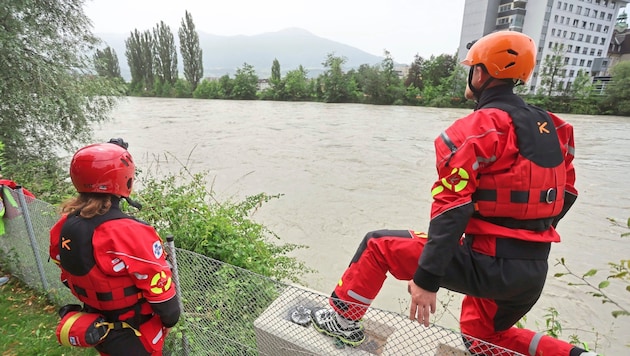 The water rescue service - here in Innsbruck - is prepared. The number of personnel has been increased. (Bild: Birbaumer Christof)