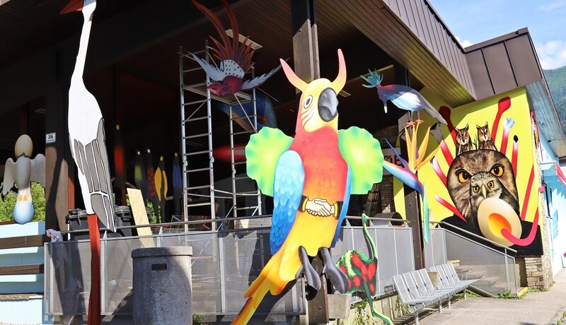 Die bunte Fassade des Leerstands in Ebensee (Bild: Hörmandinger Reinhard)