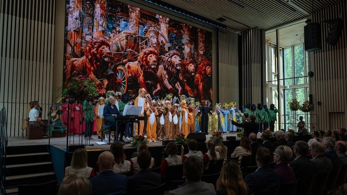 All 80 Lech schoolchildren are actively involved in the project