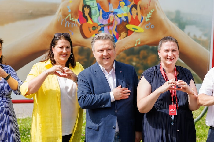 Town hall boss Ludwig confessed to having attended all 41 editions of the open-air party to ...