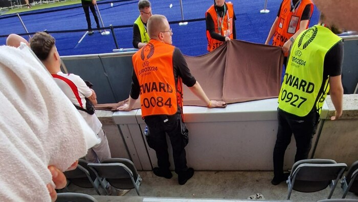 Der Mann wurde im Stadiongraben notärztlich versorgt.