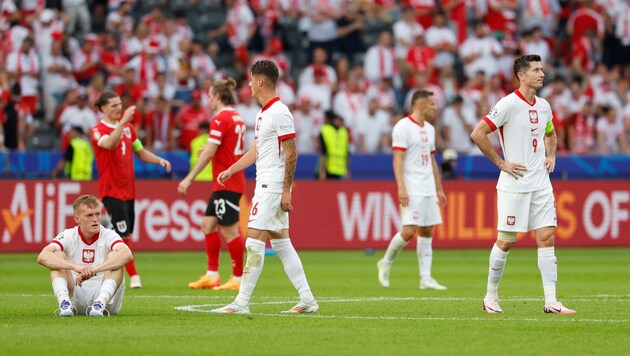 The Poles were beaten 3-1 by the ÖFB team. (Bild: AFP/AXEL HEIMKEN)