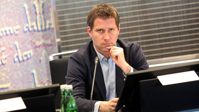 Philipp Liesnig takes his leave.