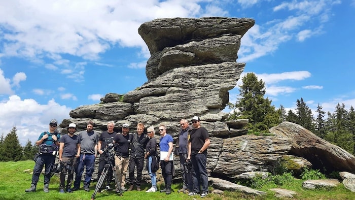 Das Film-Team mit May Müller beim Teufelstein