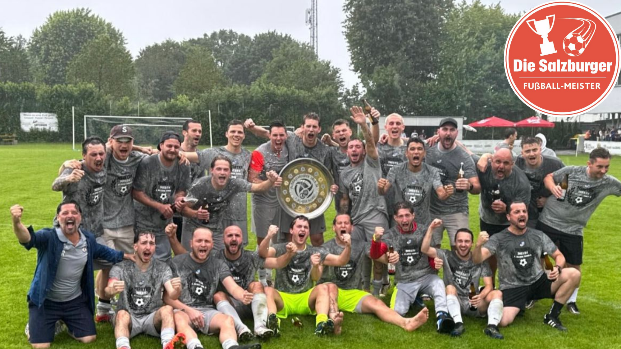 Die Spielgemeinschaft Gneis/ASK/PSV feierte den Titel ausgelassen. (Bild: zVg)