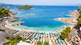 Der Ksamil Beach in Albanien (Bild: Krone KREATIV/Adobe Stock,)