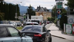 Auch an diesem Wochenende gibt es wieder viel Stau – auf der Autobahn und auf den Ausweichrouten (Bild: Tröster Andreas)