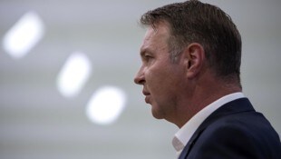 SPÖ-Chef Andreas Babler muss im Wahlkampf den Asyl-Kurs seiner Partei „nachschärfen“.