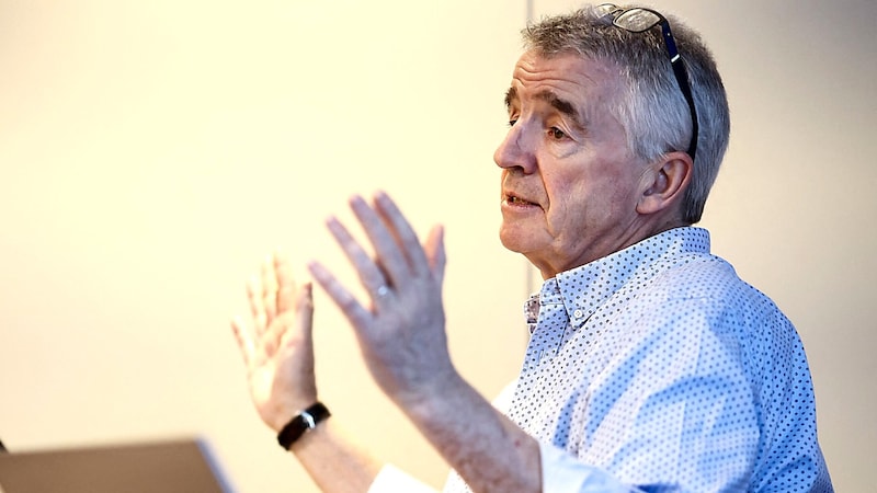 Ryanair boss Michael O'Leary (Bild: APA/AFP/Kenzo TRIBOUILLARD)