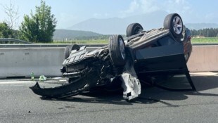 Auch wenn das Bild es nicht vermuten lässt, wurde der Fahrer nur leicht verletzt.