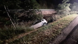 So fanden die Einsatzkräfte das Auto des Alkolenkers vor. (Bild: FF Gmünd in Kärnten)