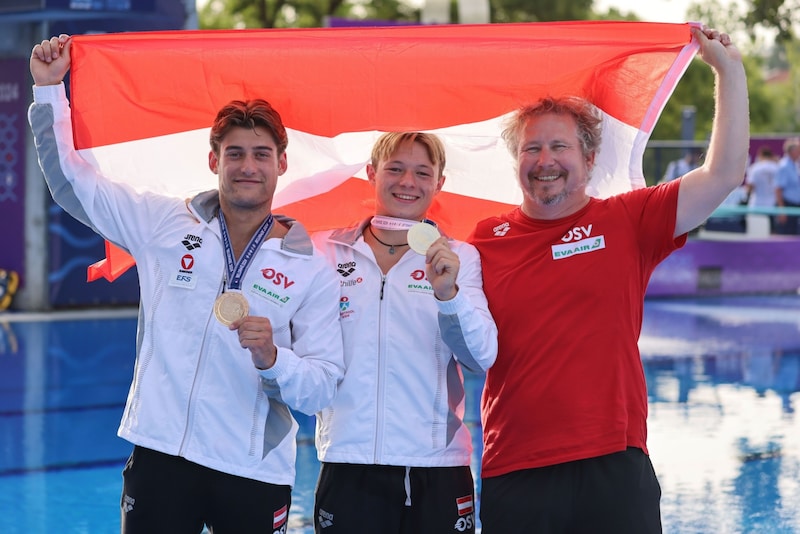 Nationaltrainer Aristide Brun mit Anton Knoll und Dariush Lotfi. (Bild: GEPA pictures)