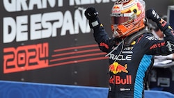 Max Verstappen jubelt in Barcelona. (Bild: AFP/APA/Thomas COEX)