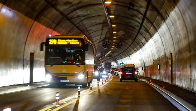 Single lanes in the tunnels will be a thing of the past from Friday. (Bild: Gerhard Schiel)