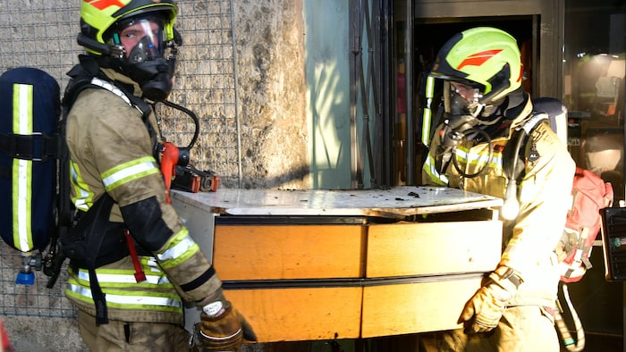 Auch Mobiliar wurde durch den Brand beschädigt.