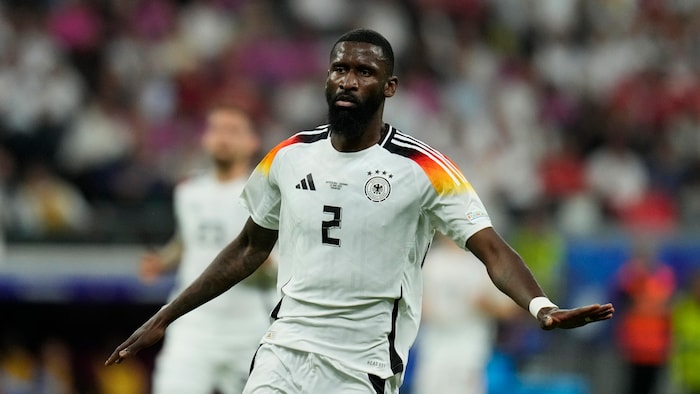 Weiter bangen um Abwehrchef Antonio Rüdiger.