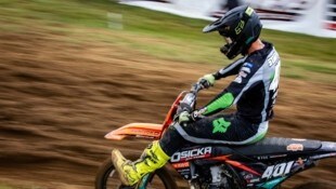 In einer Kurve kam es zum verhängnisvollen Unfall (Symbolbild)