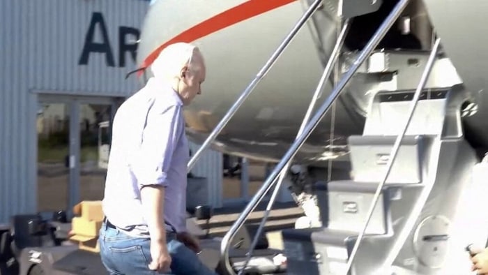 Die US-Regierung wirft Assange vor, mit der Whistleblowerin Chelsea Manning geheimes Material ...