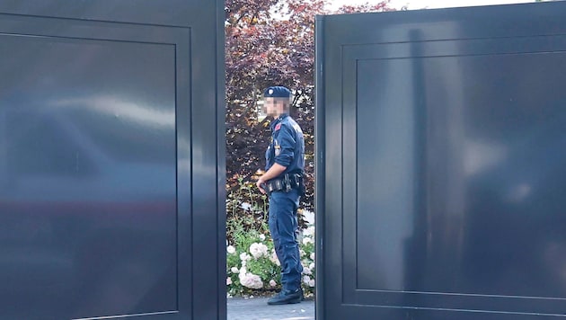 At the end of June, investigators combed through the Benko property in Tyrol, among other places. Now the Signa branch in Luxembourg has been raided. (Bild: Birbaumer Christof/Krone KREATIV)