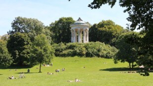 Die blutige Messerattacke spielte sich im Englischen Garten in München ab. (Bild: Luciana - stock.adobe.com)