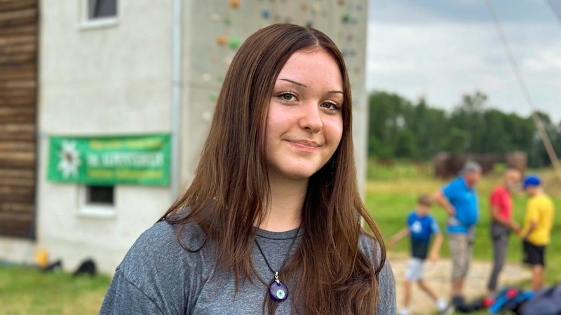 Katharina Waschitz (16) aus Großpetersdorf: „Das Bundesheer bietet viele Möglichkeiten. Super finde ich den freiwilligen Grundwehrdienst für Frauen. Ich würde sofort mitmachen.“ (Bild: Christian schulter)