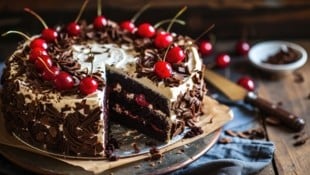 Diese saftige Torte gehört zu den Klassikern unter den kalten Mehlspeisen.