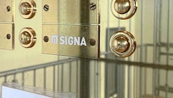 Im Zuge der Insolvenz der Signa Holding werden nun auch die Signa-Markenrechte sowie eine ...