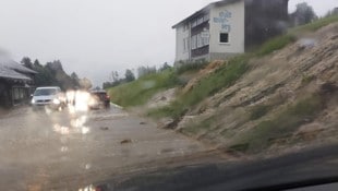 Die L200 wurde stellenweise komplett geflutet. 