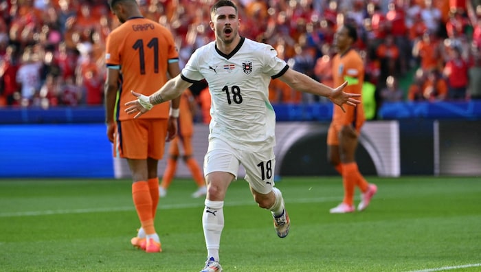 Romano Schmid celebrates his goal