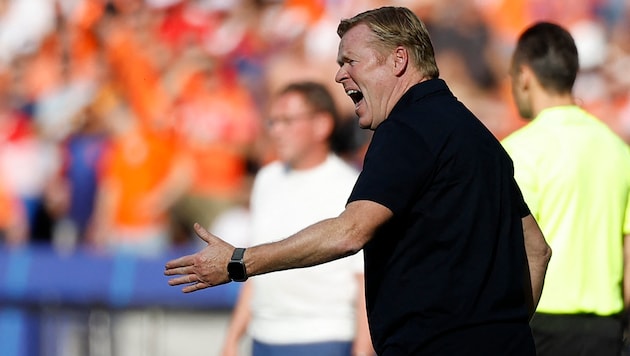 Roland Koeman war nach der Pleite gegen Österreich deutlich bedient.