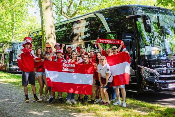 Die Reisegruppe hatte viel Spaß miteinander.