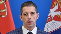 Serbiens Außenminister Marko Đurić (Bild: AFP/Attila Kisbenedek)