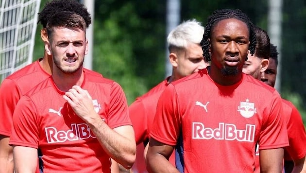 Talent Bryan Okoh (rechts) wird noch länger an der Salzach zu sehen sein. (Bild: Gepa pictures/David Geieregger)