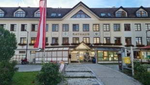 Tatort war ein öffentliches WC hinter dem Rathaus von Pressbaum.