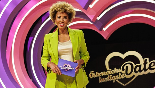 Arabella Kiesbauer moderiert die neue PULS-4-Show „Österreichs lustigste Dates“