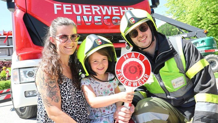 Auch die Feuerwehr war vor Ort – samt Einsatzwagen.