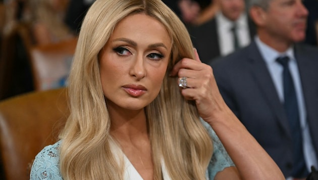 Paris Hilton sprach in einem Podcast-Interview über die traumatischen Erfahrungen der ...