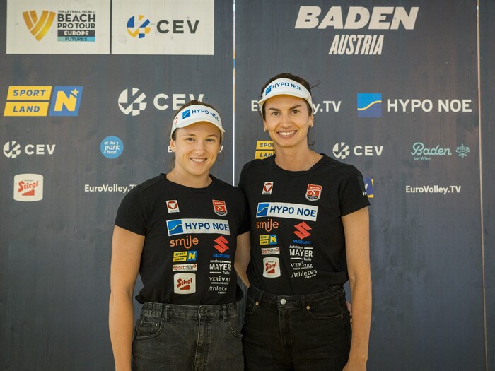 Full of energy and hot for gold: Kathi Schützenhöfer and Lena Plesiutschnig.