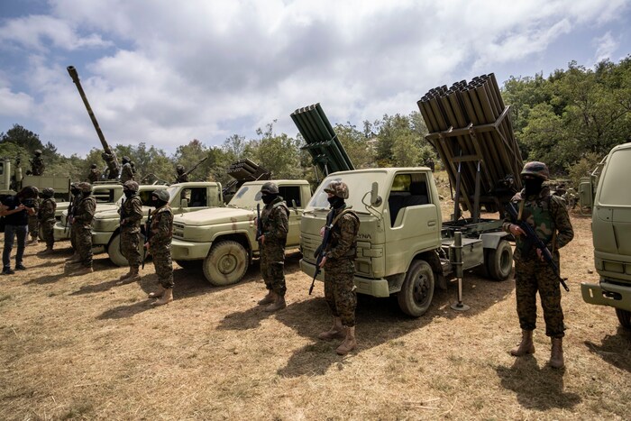 Die Hisbollah wird vom Iran unterstützt und besitzt moderne Waffen.