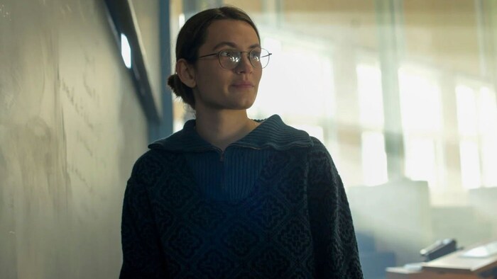 Marguerite (Ella Rumpf) muss ihren brillanten Geist erneut fordern.