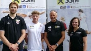 Paul Stapelfeldt, Lukas Haberl, Geschäftsführer Thomas Wörz, Lisa Dengg (v. l.).