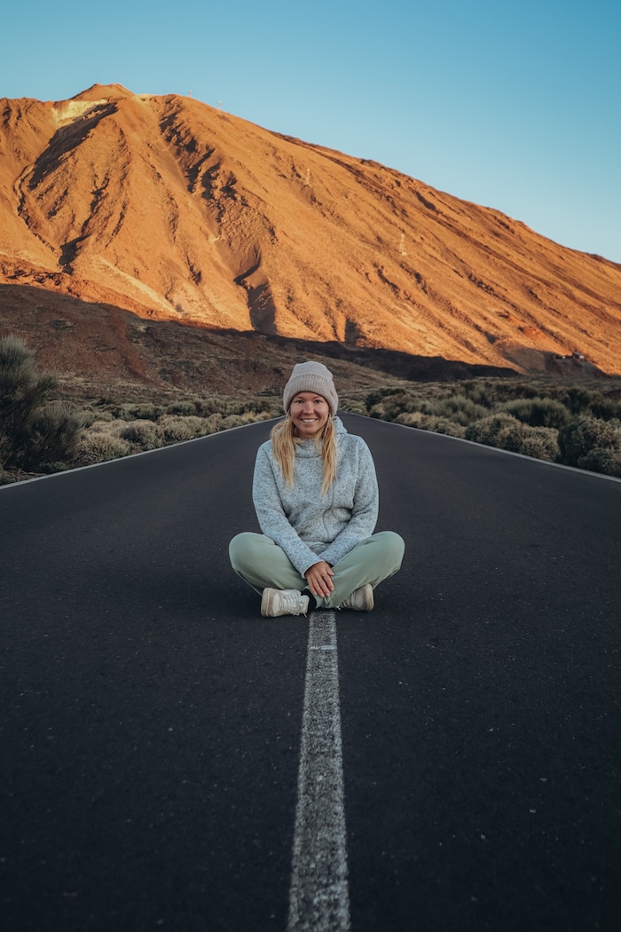 Niki vor dem Teide in Spanien.
