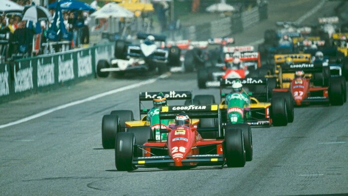 One of two starting collisions (in the background) at the last GP at the old Österreichring